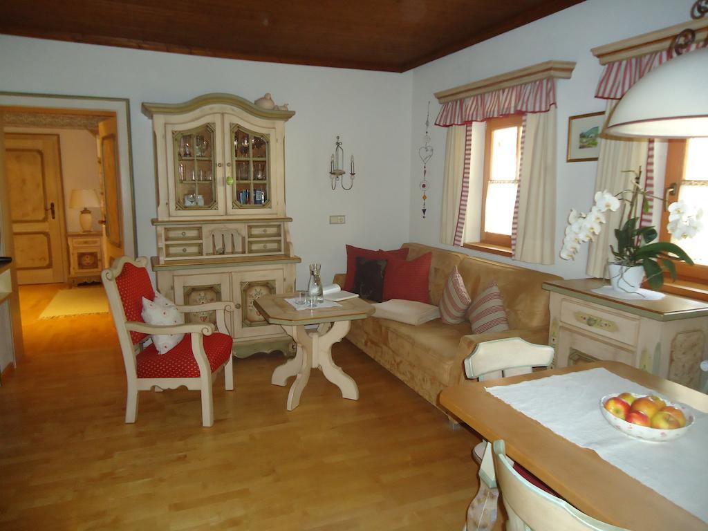 Leebhof Villa Patergassen Room photo